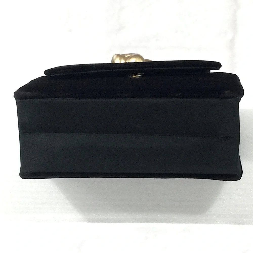 Vintage Velvet Evening Bag.